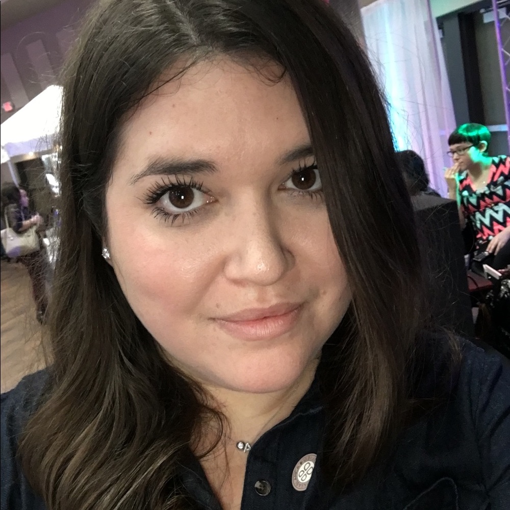 Meet your Posher, Amber